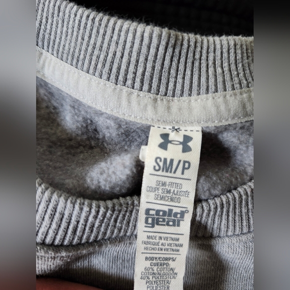 Under Armour crewneck small - Picture 5 of 5